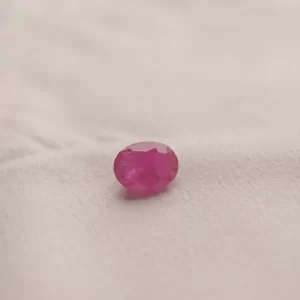 Vivid Pinkish-Red Ruby (Manik) - Oval Faceted